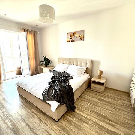 Osapart Malevich Apartment In The Complex Great Britain リヴィウ エクステリア 写真