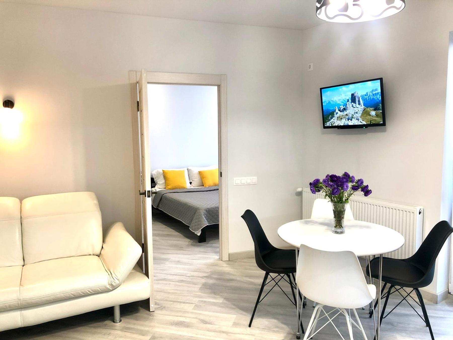 Osapart Malevich Apartment In The Complex Great Britain リヴィウ エクステリア 写真